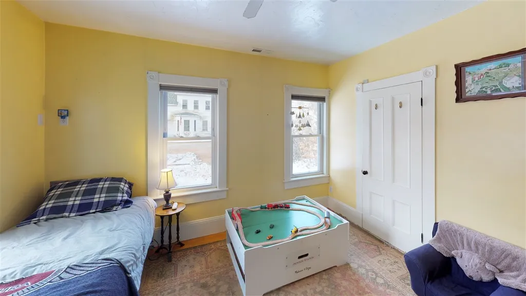 100 Green Street Bristol NH 03222