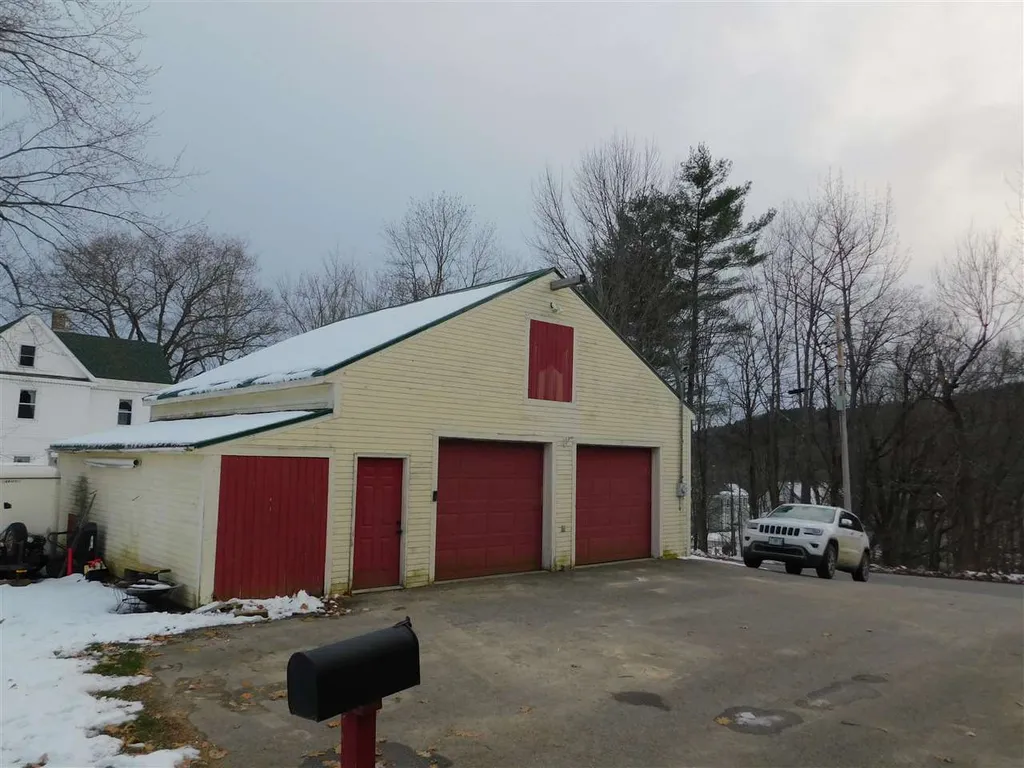 100 Green Street Bristol NH 03222
