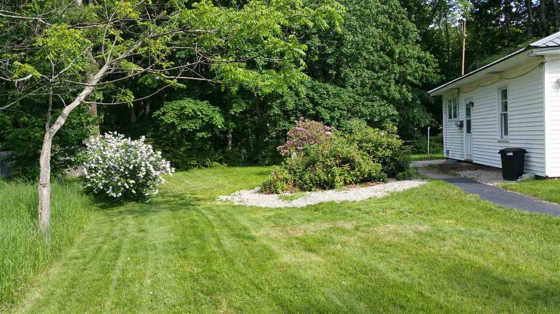 9 Cossitt Avenue Claremont NH 03743