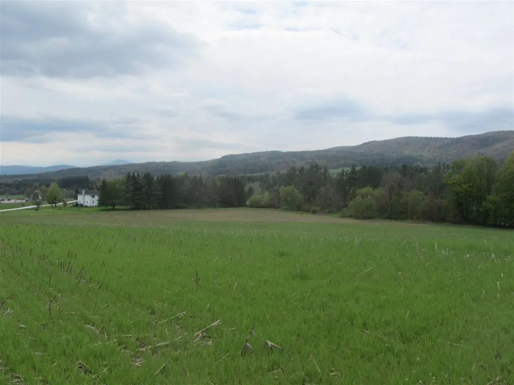 2500 Us Route 7 North Rutland Town VT 05701