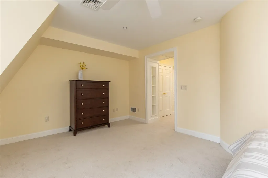 28 Porter Street Portsmouth NH 03801