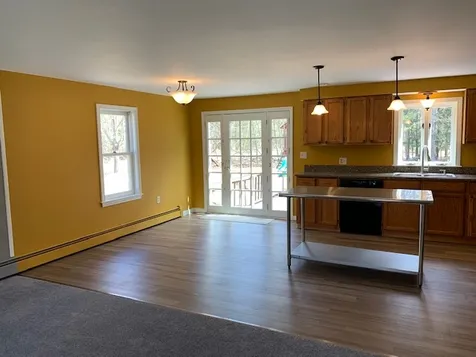 6 Washington Circle Hillsborough NH 03244
