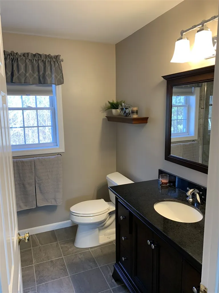 59 Jay Way Rochester NH 03868