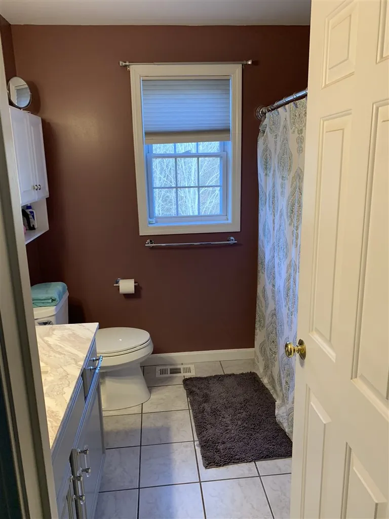 59 Jay Way Rochester NH 03868