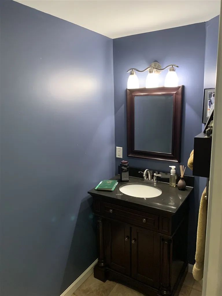 59 Jay Way Rochester NH 03868