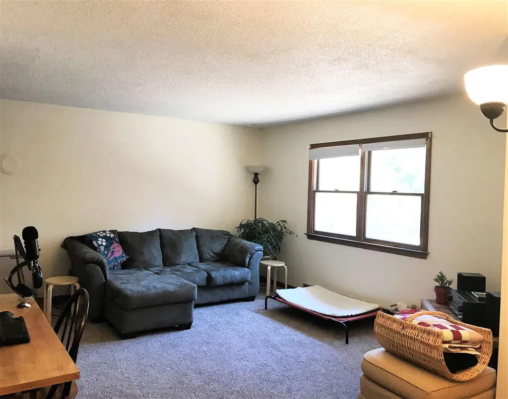 18 Nute Road Madbury NH 03823
