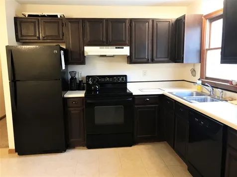 18 Nute Road Madbury NH 03823