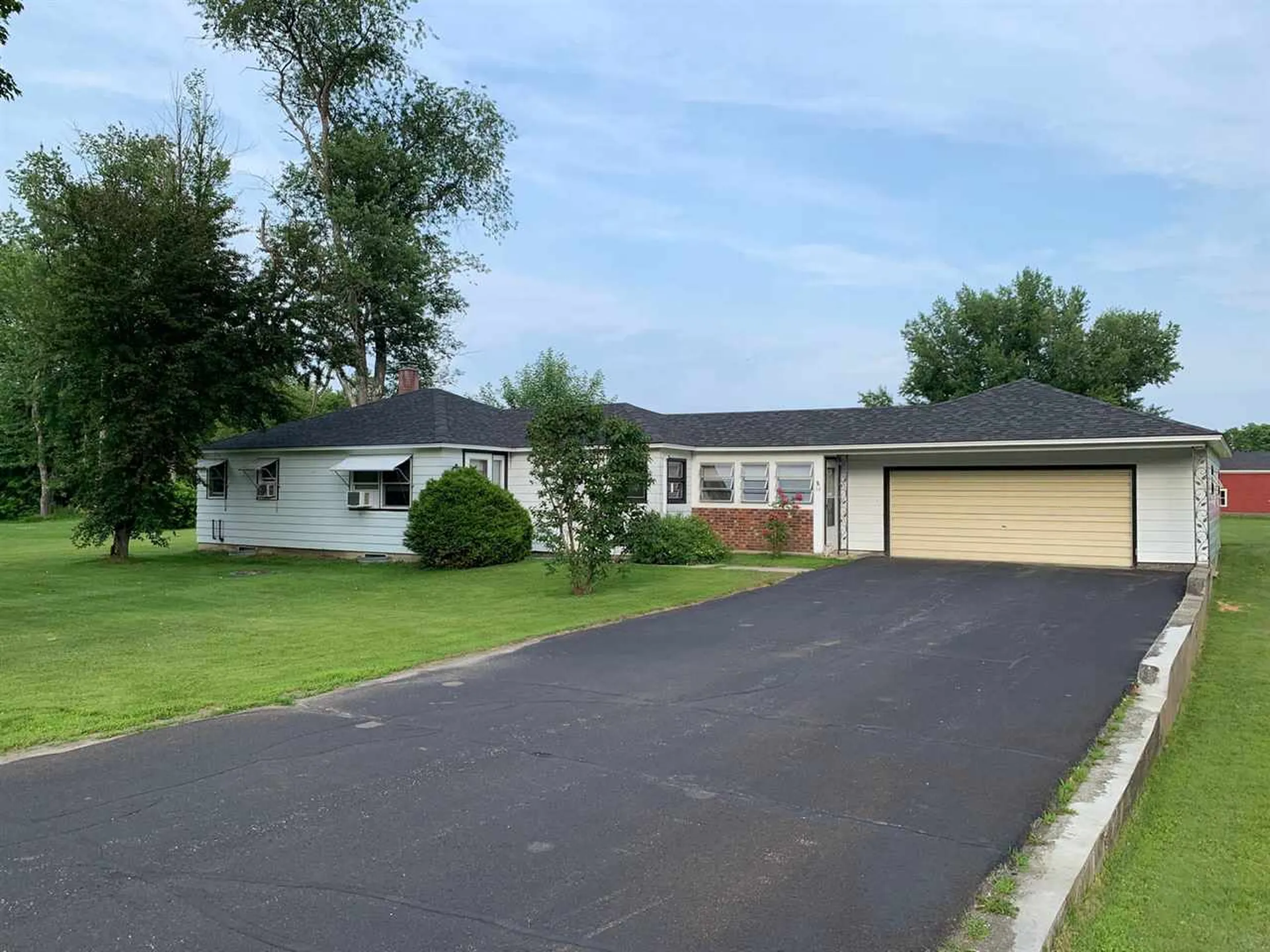 14 Mountain View Lane Colebrook NH 03576
