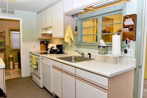7 Avery Street Meredith NH 03253