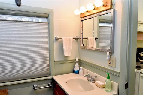 7 Avery Street Meredith NH 03253