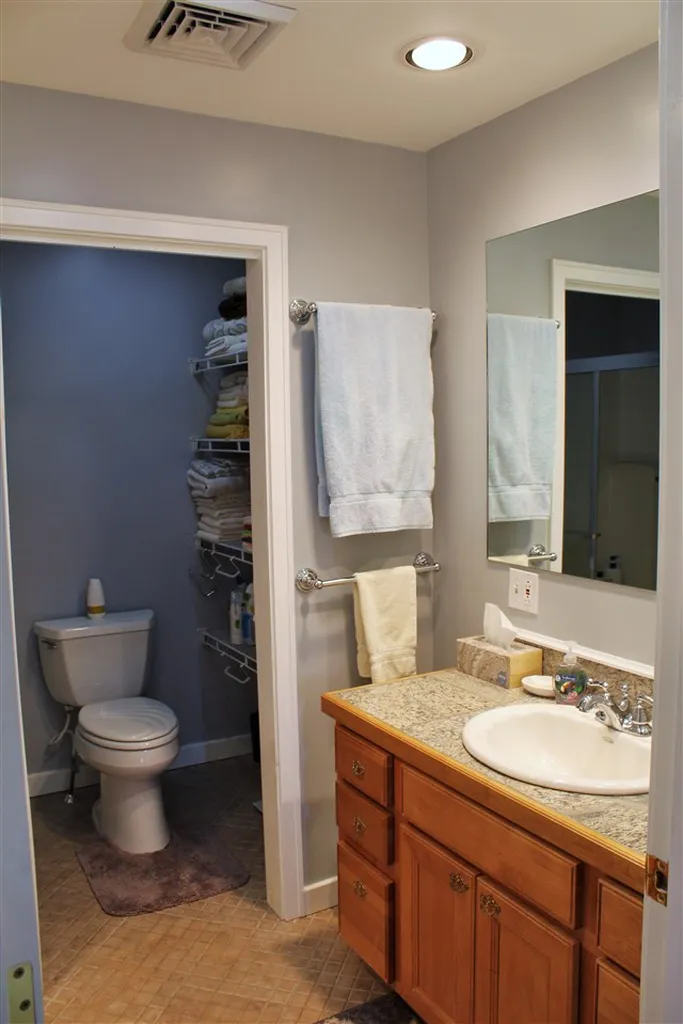 1198 Mayhew Turnpike Bridgewater NH 03222