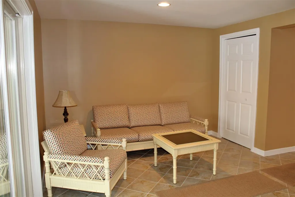 1198 Mayhew Turnpike Bridgewater NH 03222