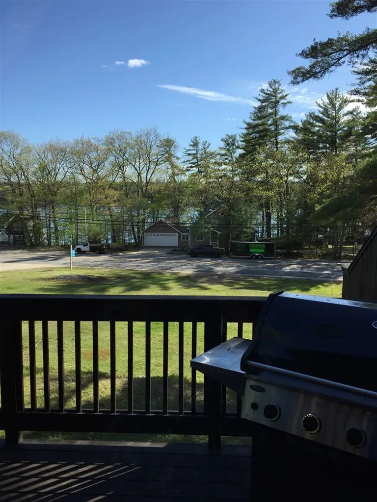 1198 Mayhew Turnpike Bridgewater NH 03222