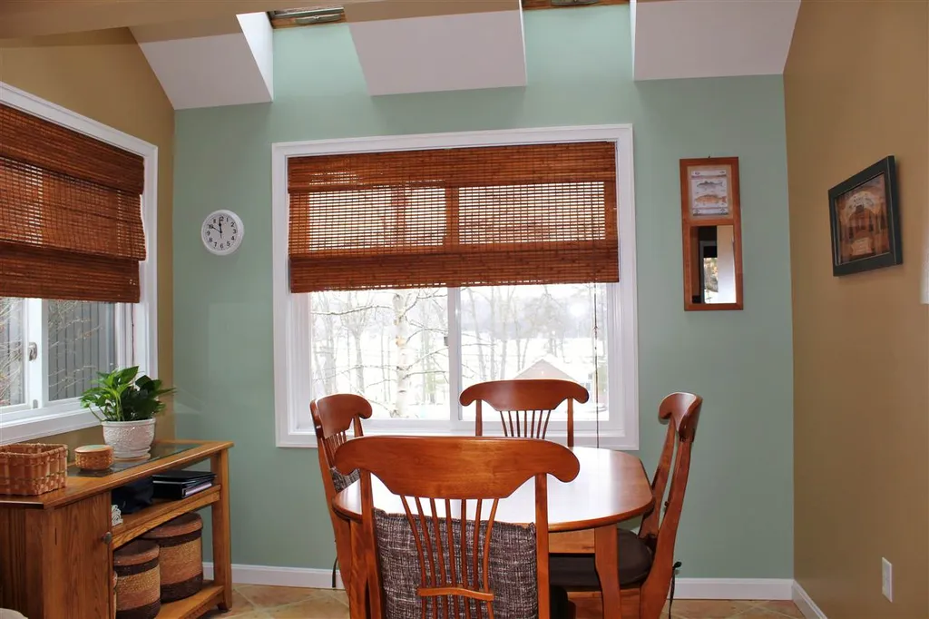 1198 Mayhew Turnpike Bridgewater NH 03222