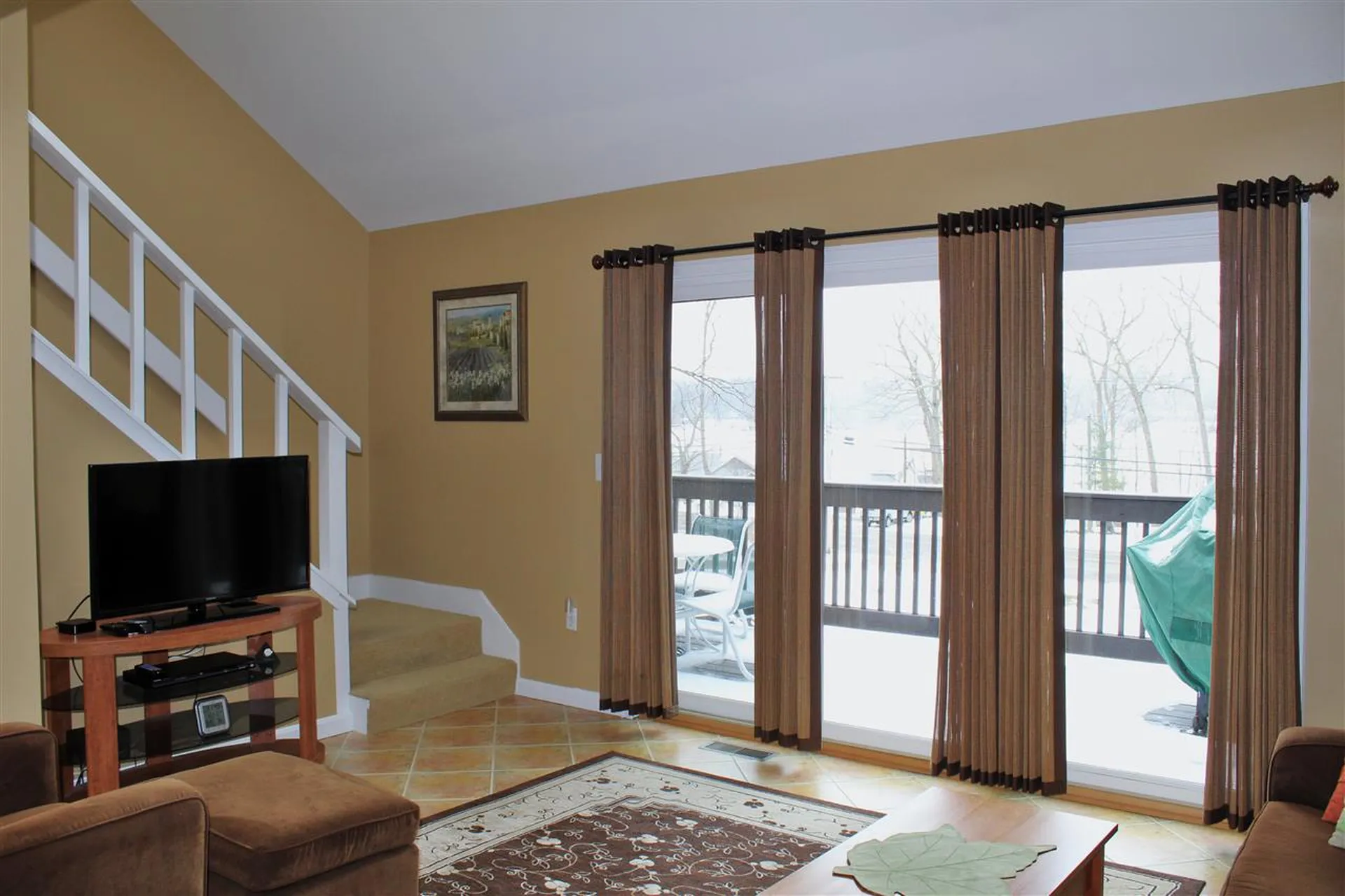 1198 Mayhew Turnpike Bridgewater NH 03222