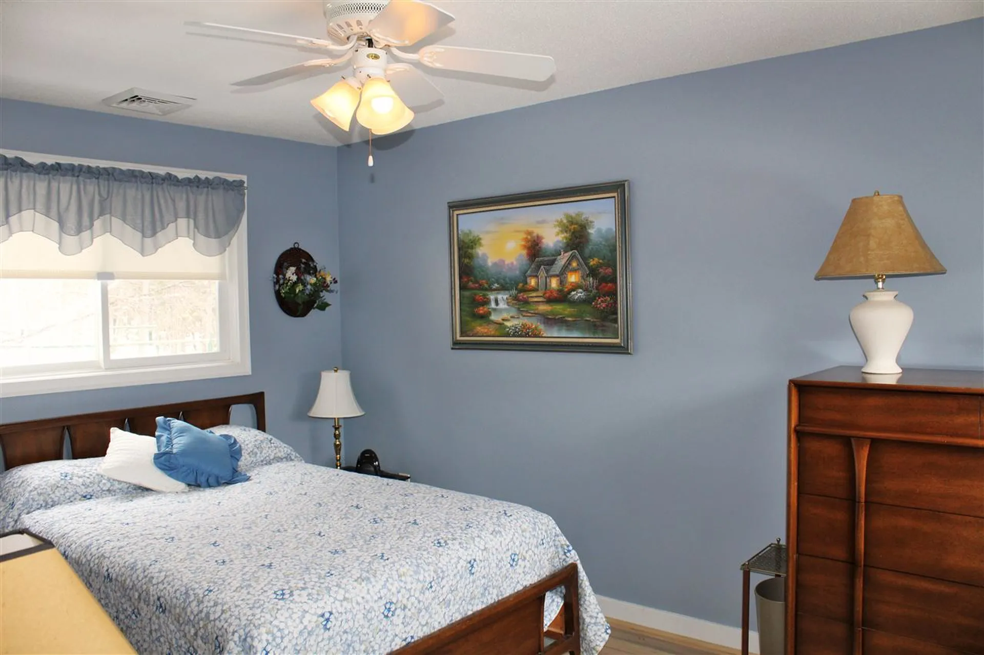 1198 Mayhew Turnpike Bridgewater NH 03222