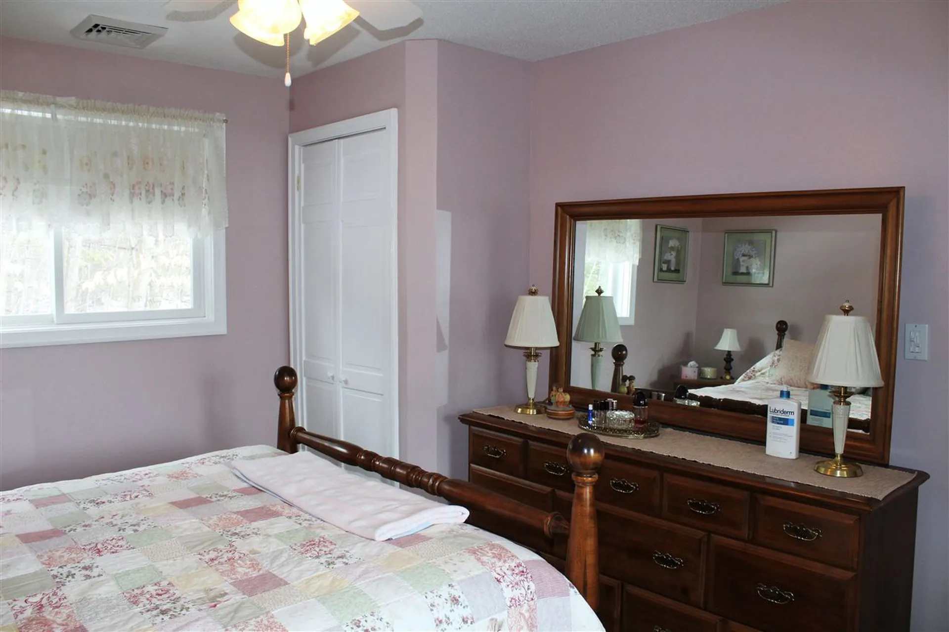 1198 Mayhew Turnpike Bridgewater NH 03222