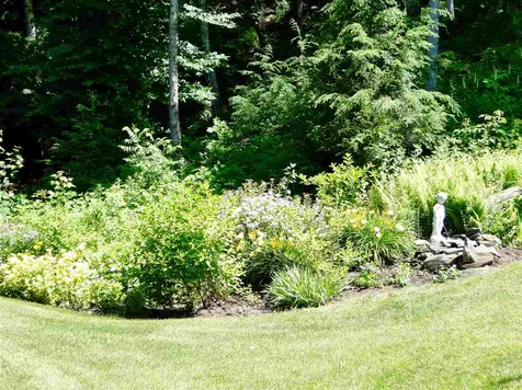 248 Davis Road Barnard VT 05031