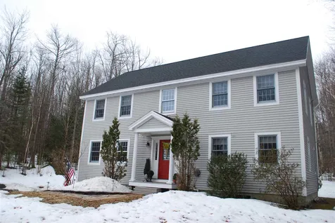 89 Northwood Lane New London NH 03257