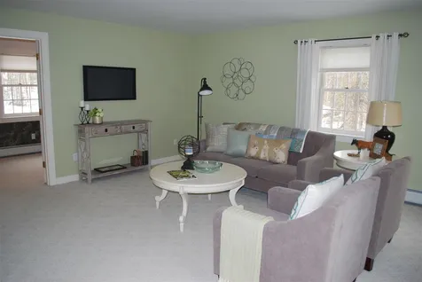 89 Northwood Lane New London NH 03257