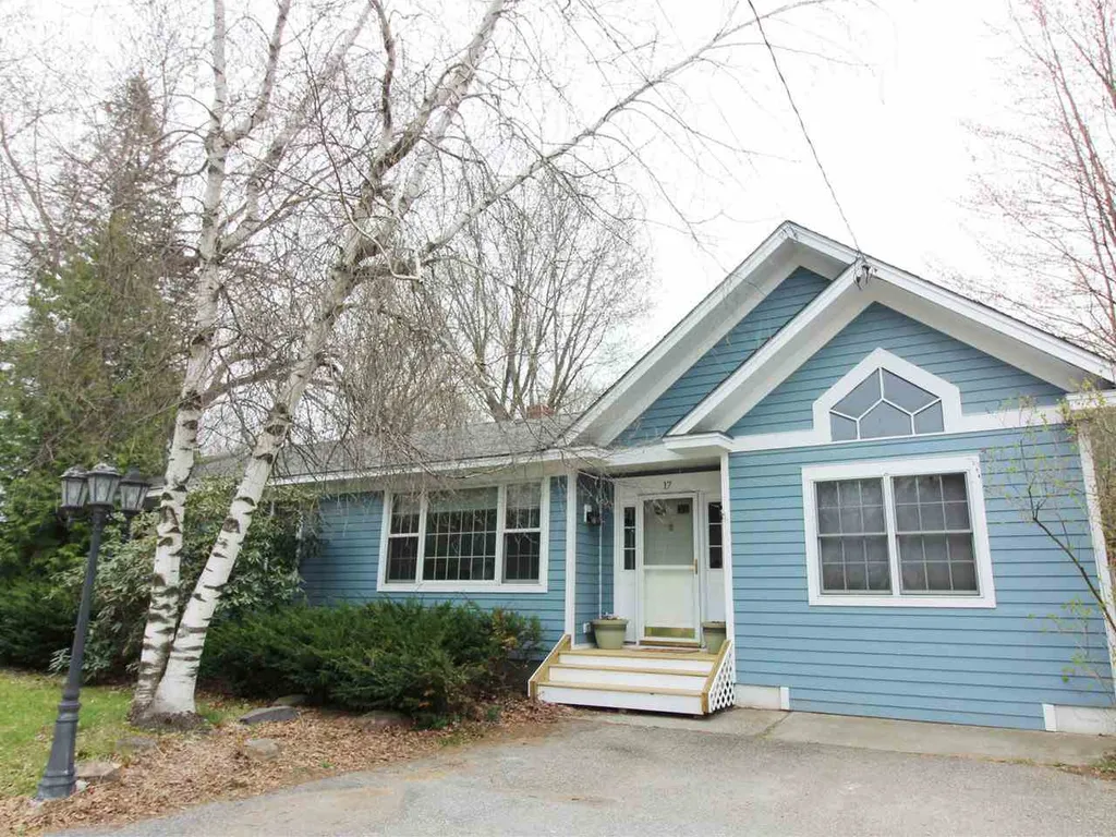 17 Barrett Street South Burlington VT 05403