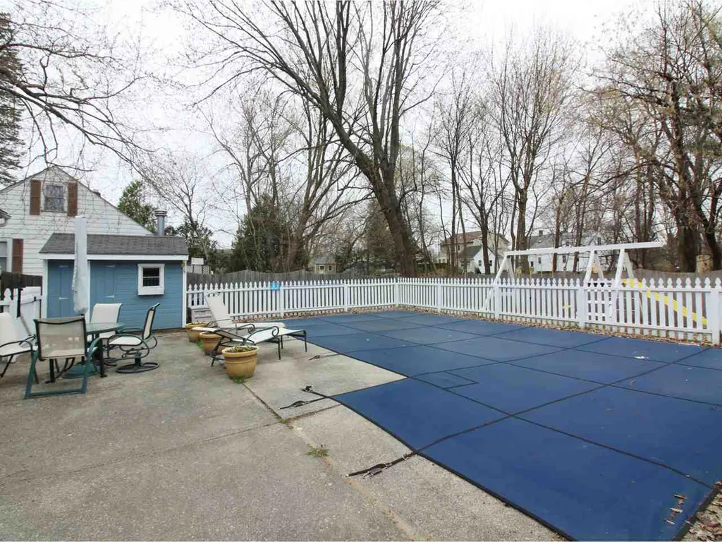17 Barrett Street South Burlington VT 05403