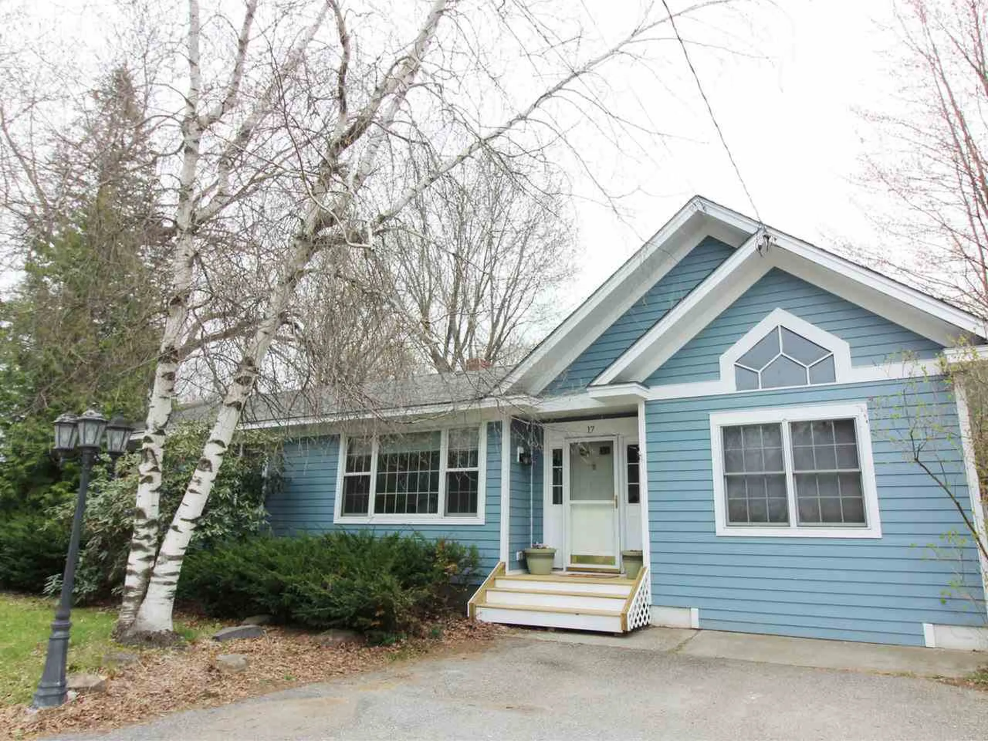 17 Barrett Street South Burlington VT 05403