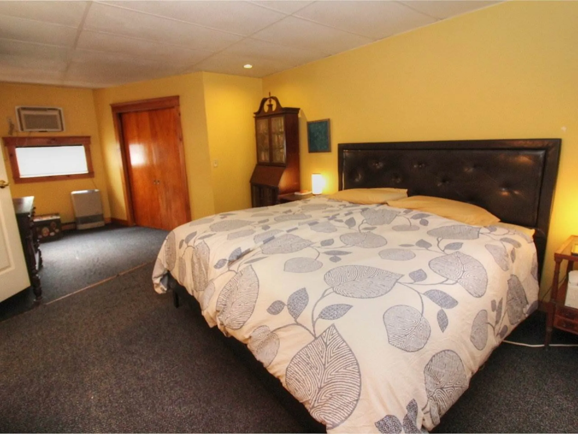 17 Barrett Street South Burlington VT 05403