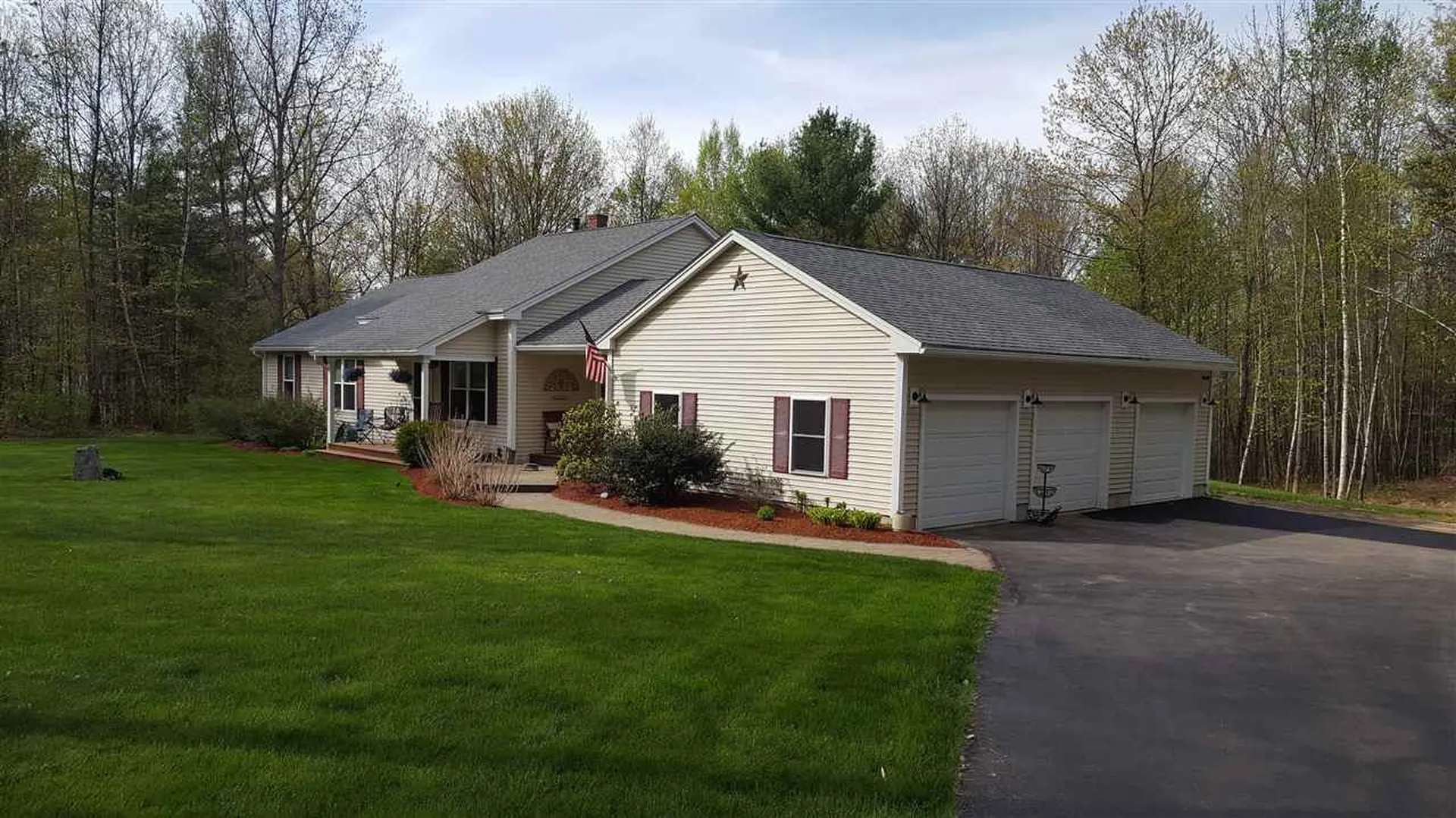 448 N Pembroke Road Pembroke NH 03275