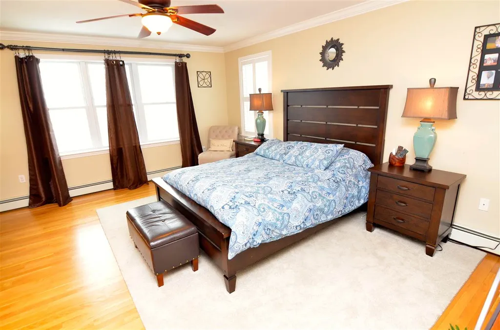 60 Castle Lane New London NH 03257