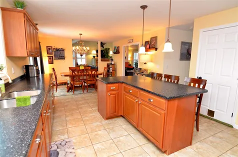60 Castle Lane New London NH 03257