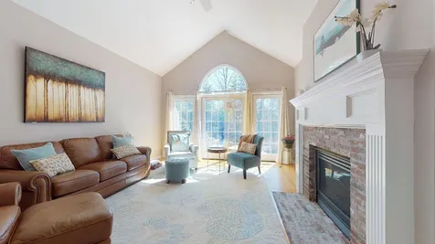 7 Nesbitt Drive Bow NH 03304