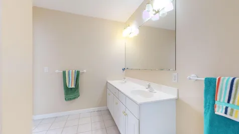 7 Nesbitt Drive Bow NH 03304