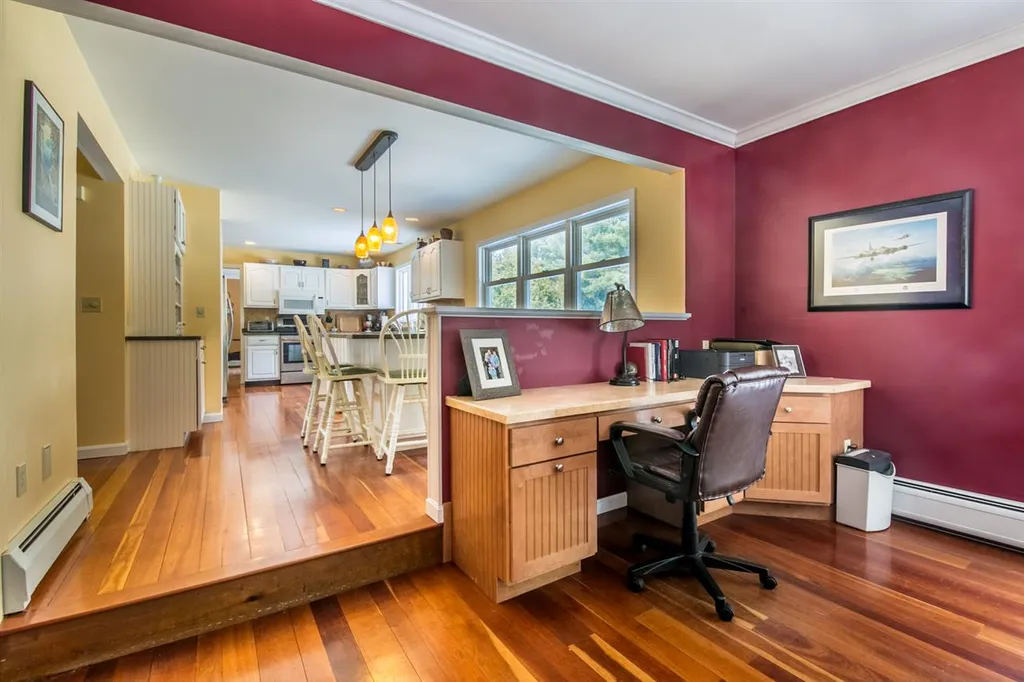 31 Bobolink Circle Essex VT 05452