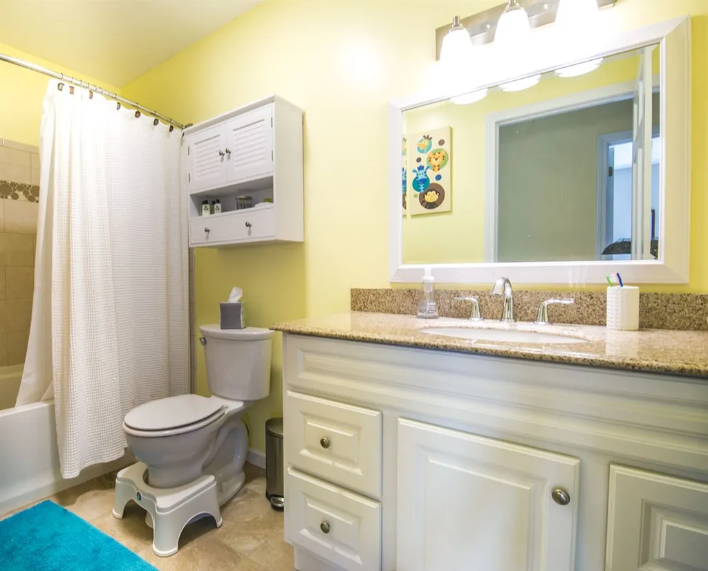 31 Bobolink Circle Essex VT 05452