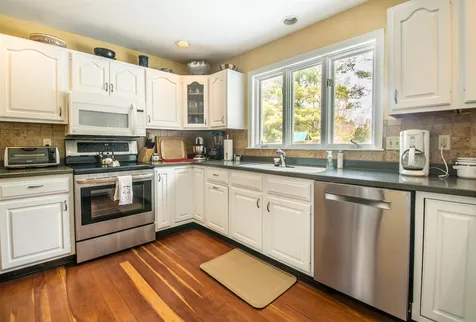 31 Bobolink Circle Essex VT 05452