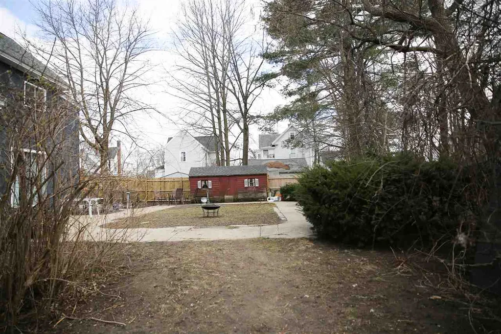 109 Bowers Street Nashua NH 03060