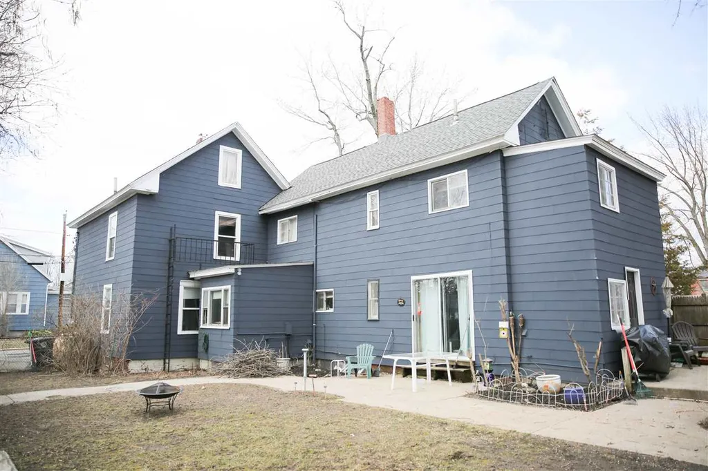 109 Bowers Street Nashua NH 03060