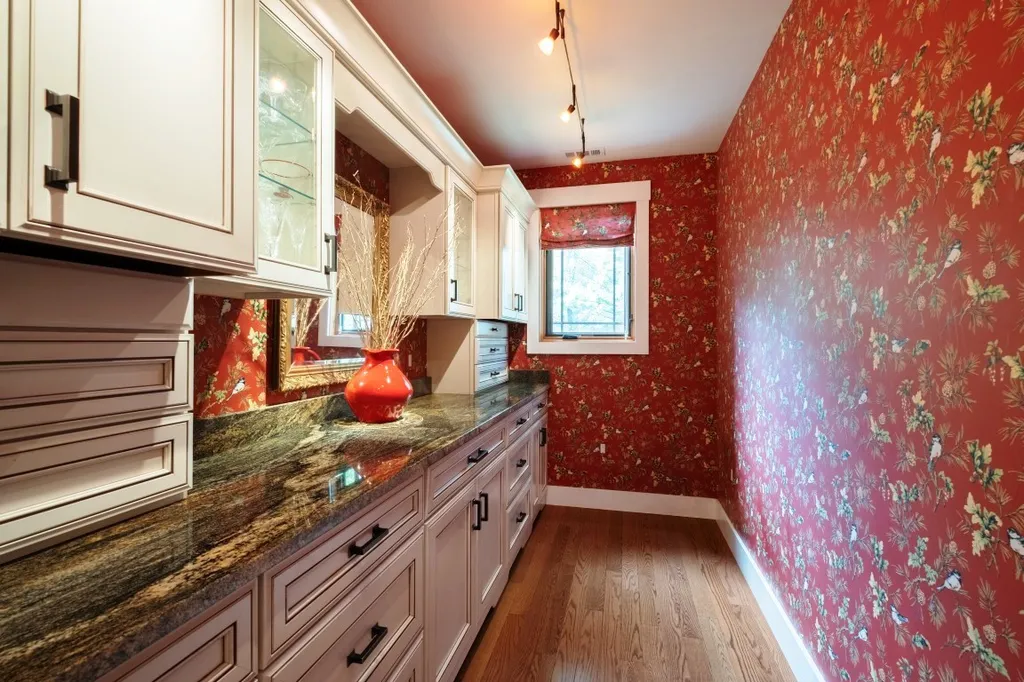 212 Edgewater Drive Gilford NH 03249