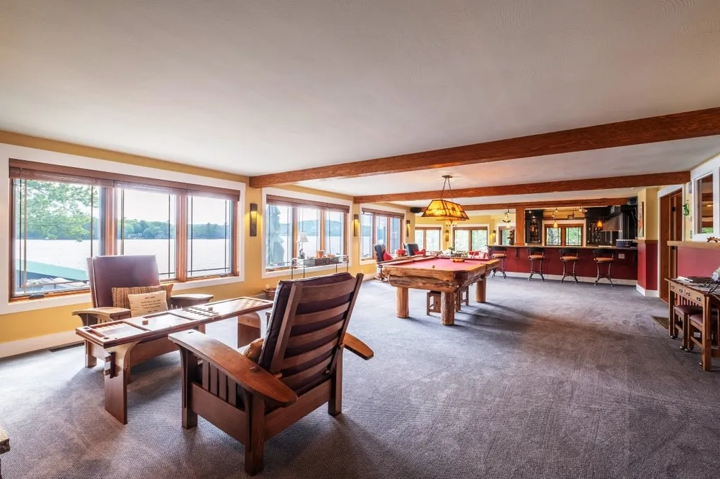 212 Edgewater Drive Gilford NH 03249