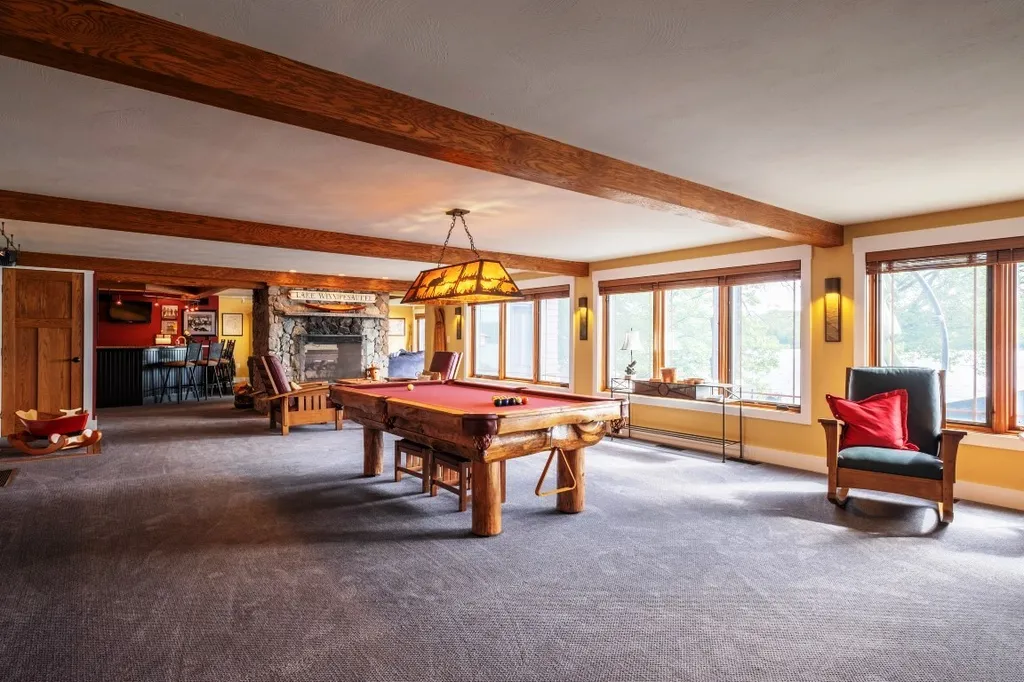 212 Edgewater Drive Gilford NH 03249