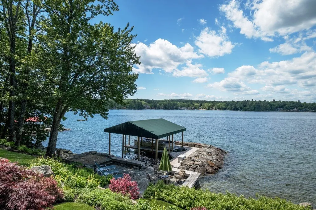 212 Edgewater Drive Gilford NH 03249