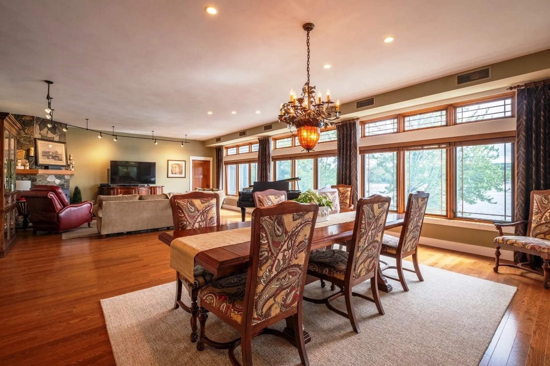 212 Edgewater Drive Gilford NH 03249