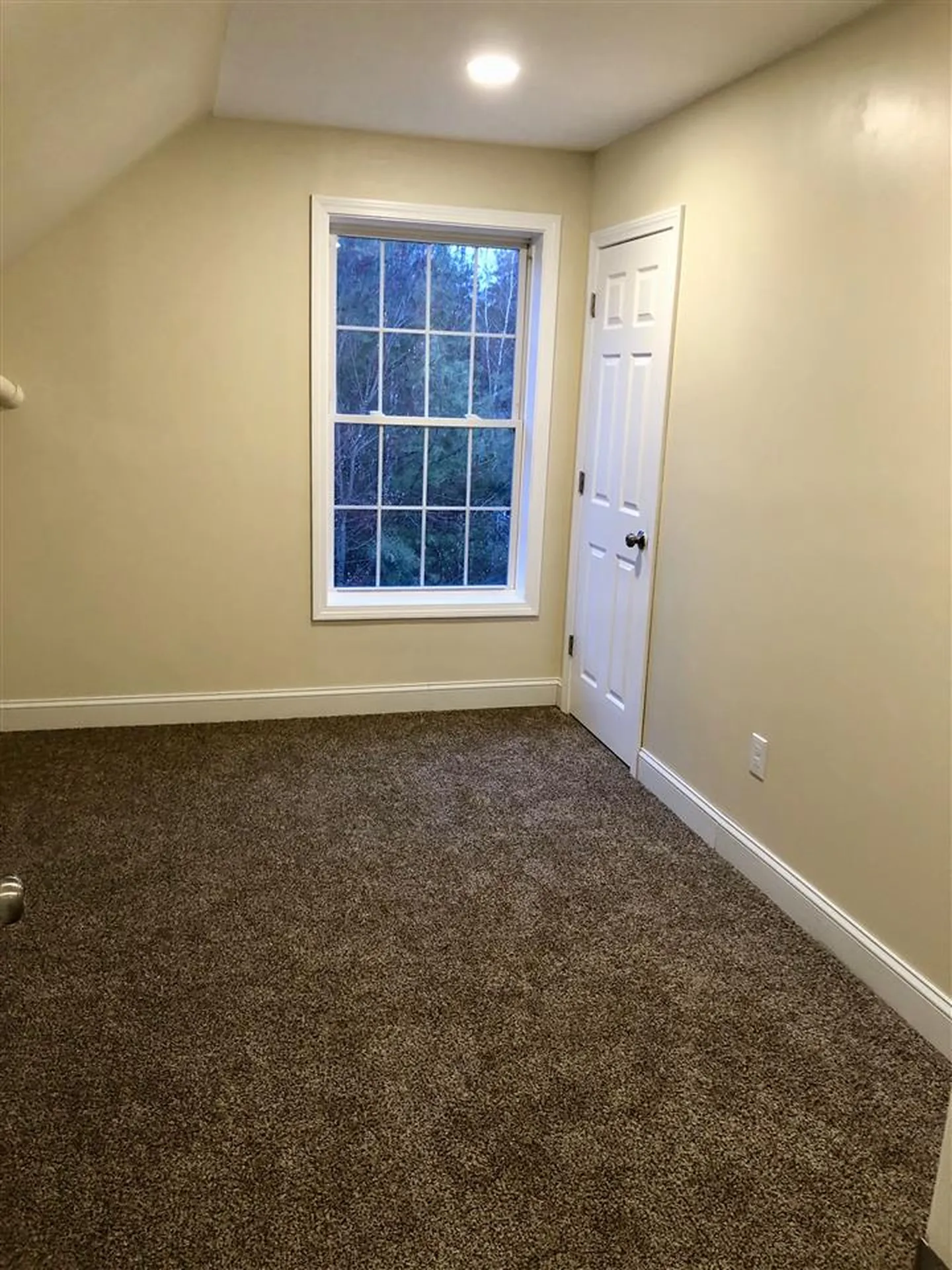 29 Nottingham Lane Rochester NH 03868