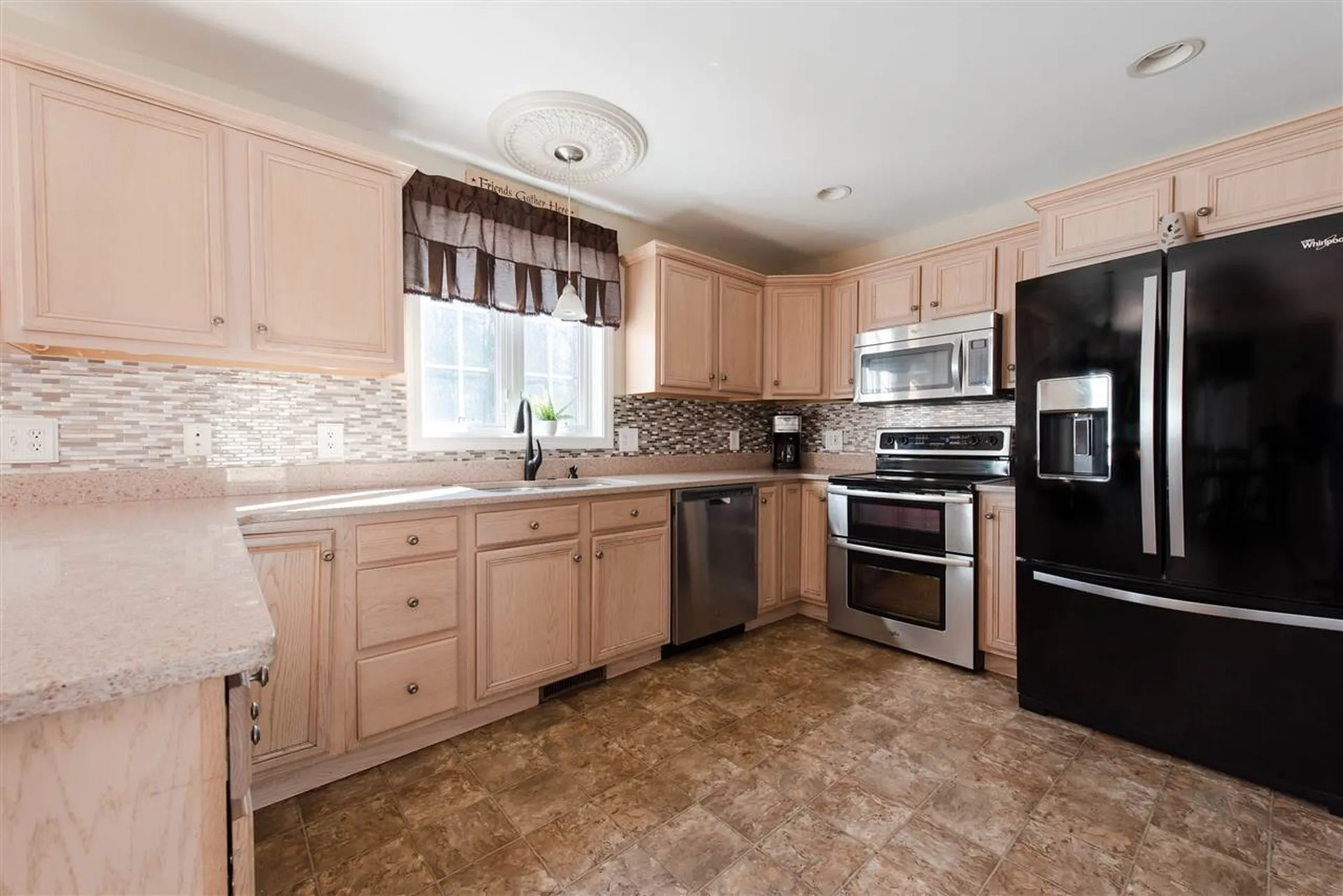 29 Nottingham Lane Rochester NH 03868