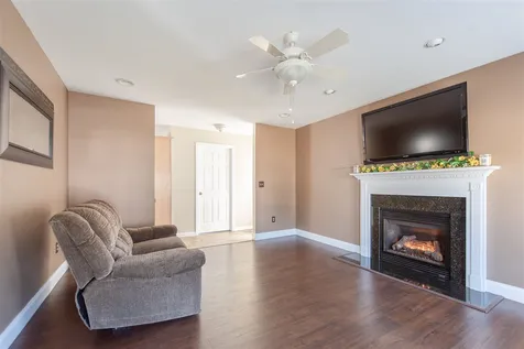29 Nottingham Lane Rochester NH 03868
