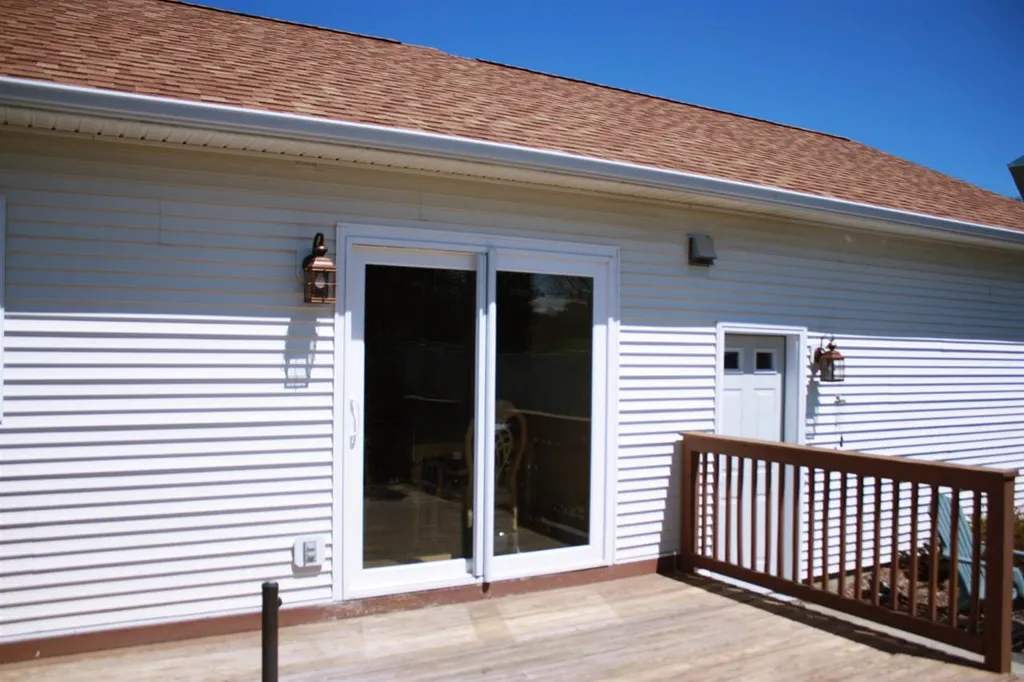 90 Hunting Ridge Lane Milton VT 05468