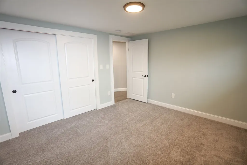 177 Woodlawn Circle Portsmouth NH 03801