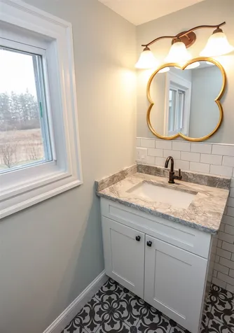 177 Woodlawn Circle Portsmouth NH 03801
