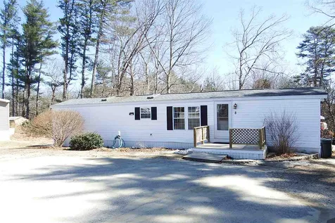 8 Red Pine Drive Lee NH 03861